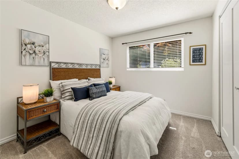 Property photo for 10320 Ne 123rd Place, Kirkland photo 26