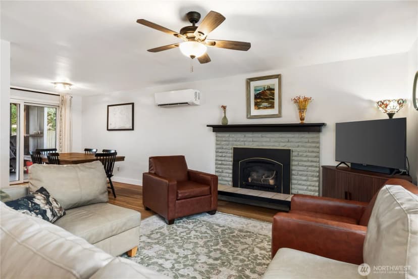 Property photo for 467 Nw 8th Street, Oak Harbor photo 6