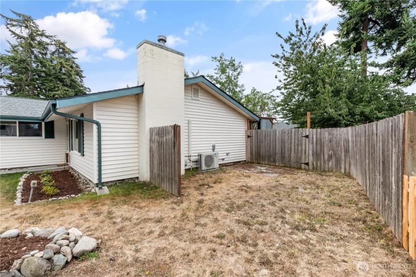 Property photo for 467 Nw 8th Street, Oak Harbor photo 35