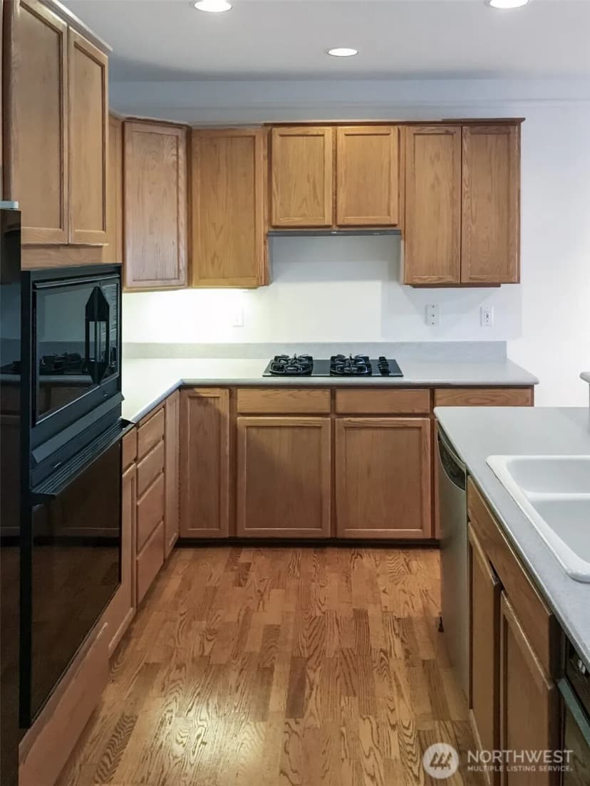 Property photo for 2349 Sw Harbor Avenue Sw #101, Seattle photo 10