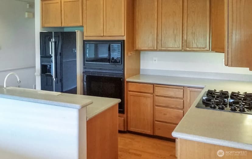 Property photo for 2349 Sw Harbor Avenue Sw #101, Seattle photo 9