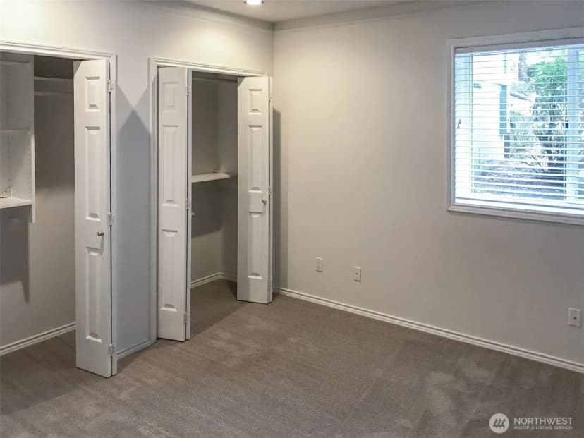Property photo for 2349 Sw Harbor Avenue Sw #101, Seattle photo 18