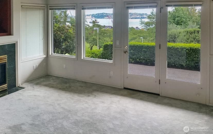 Property photo for 2349 Sw Harbor Avenue Sw #101, Seattle photo 6