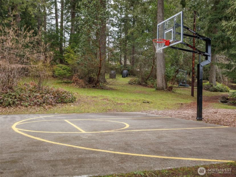 Property photo for 2090 E Crestview Drive, Shelton photo 22