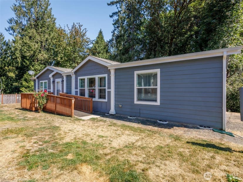 Property photo for 2090 E Crestview Drive, Shelton