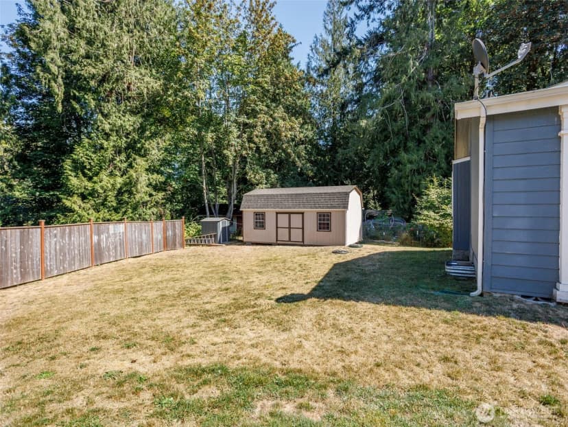 Property photo for 2090 E Crestview Drive, Shelton photo 4