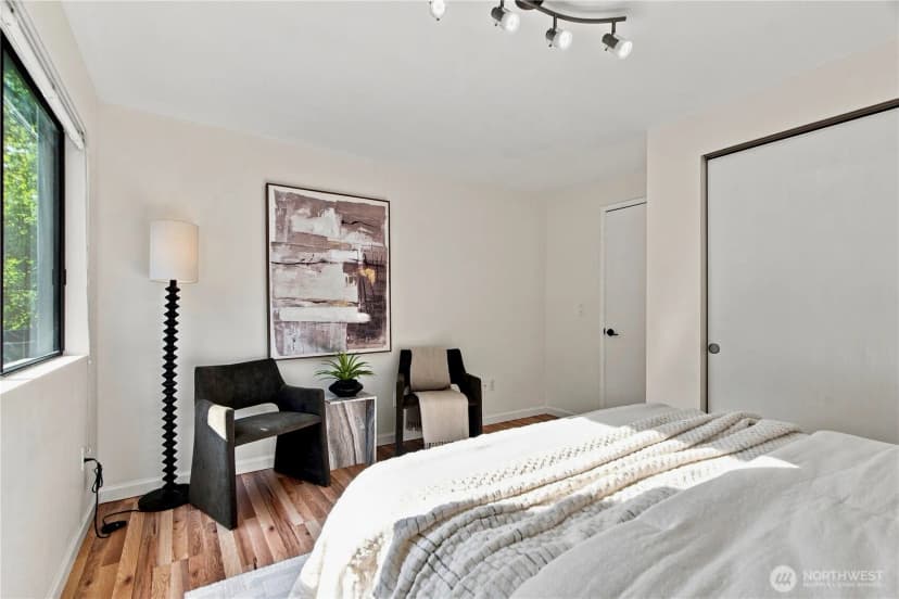 Property photo for 3501 108th Place Ne #1, Bellevue photo 16