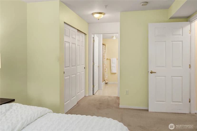 Property photo for 4133 224th Lane Se #213, Issaquah photo 19
