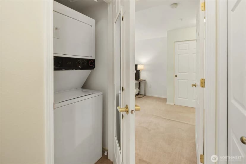 Property photo for 4133 224th Lane Se #213, Issaquah photo 16