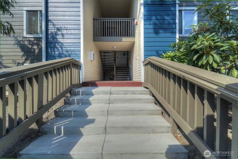 Property photo for 20198 Viking Crest Loop Ne #8-201, Poulsbo photo 4