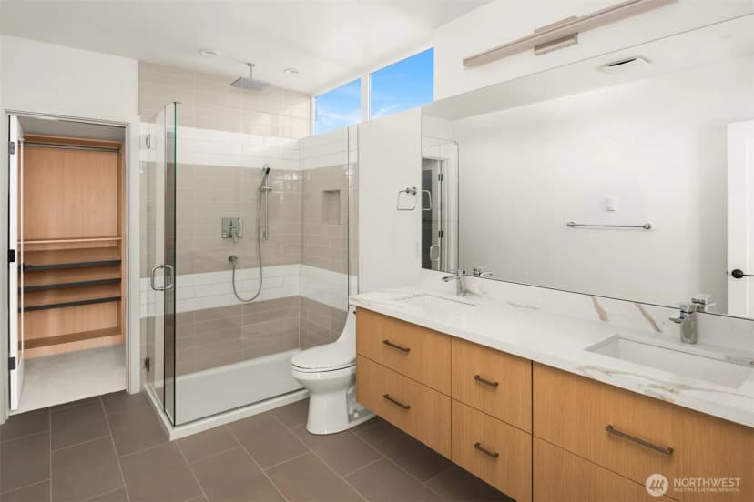 Property photo for 634 N 92nd Street, Seattle photo 12