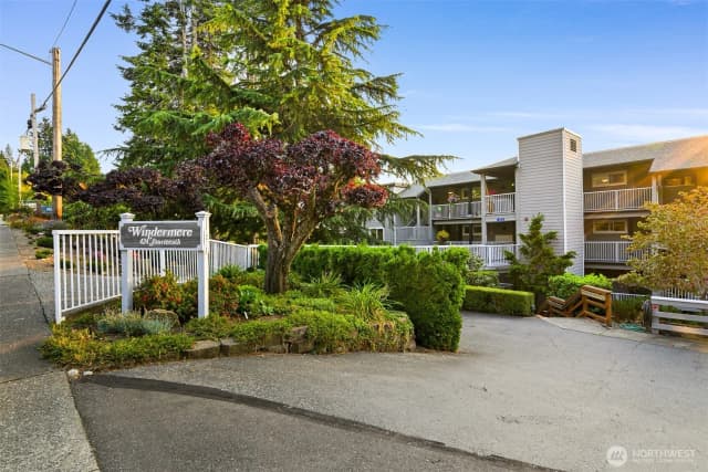 Property photo for 454 14th Street #403, Bellingham photo 3