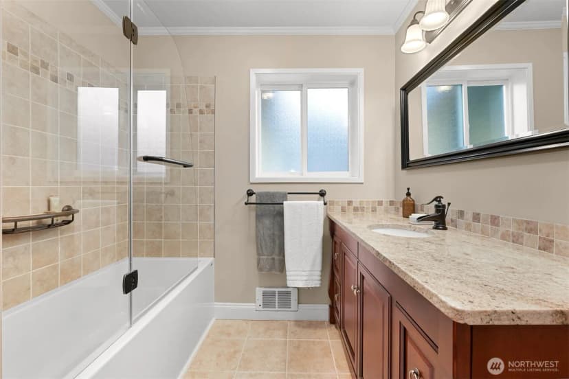 Property photo for 454 14th Street #403, Bellingham photo 33