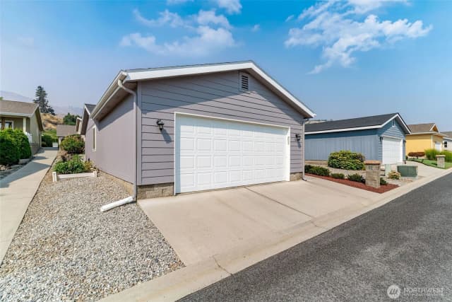 Property photo for 1228 Hill Street, Wenatchee photo 3