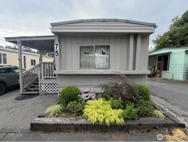 Property photo for 10515 Woodinville #75, Bothell