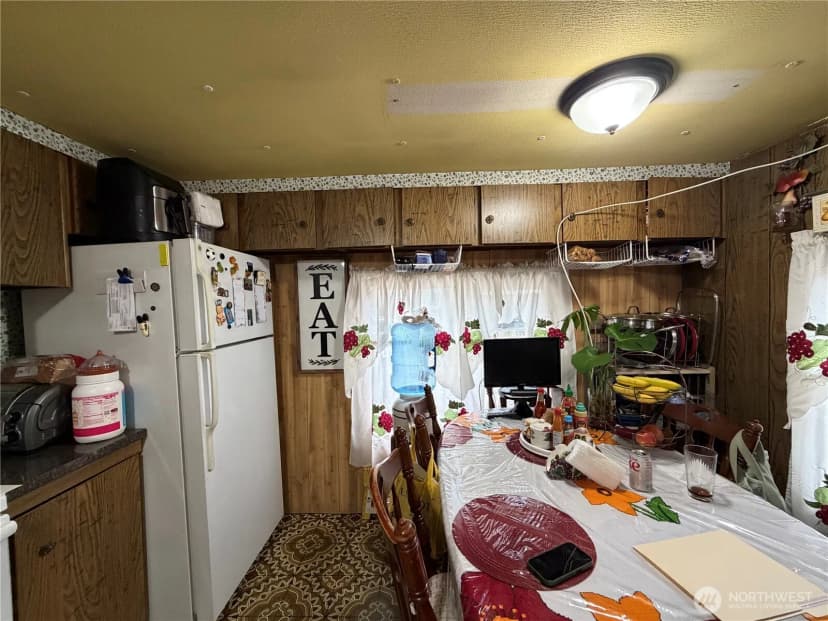 Property photo for 10515 Woodinville #75, Bothell photo 2