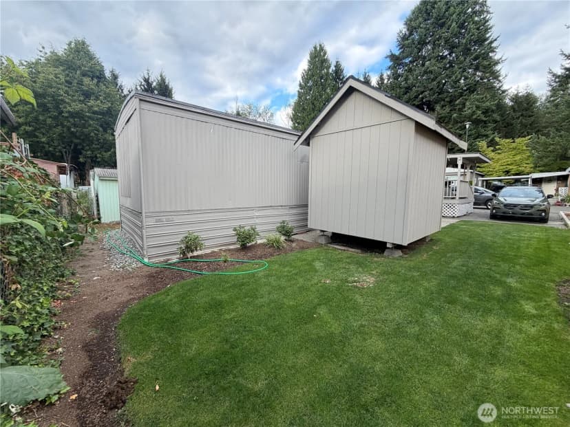 Property photo for 10515 Woodinville #75, Bothell photo 16
