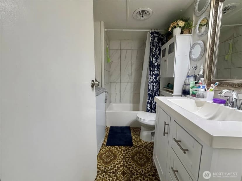 Property photo for 10515 Woodinville #75, Bothell photo 11