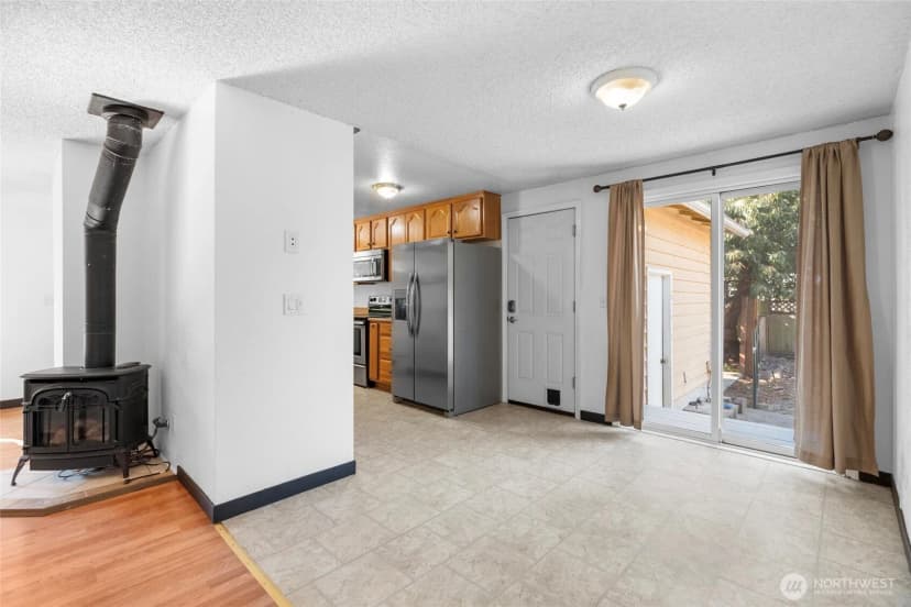 Property photo for 988 Ridgeway Drive, Oak Harbor photo 16