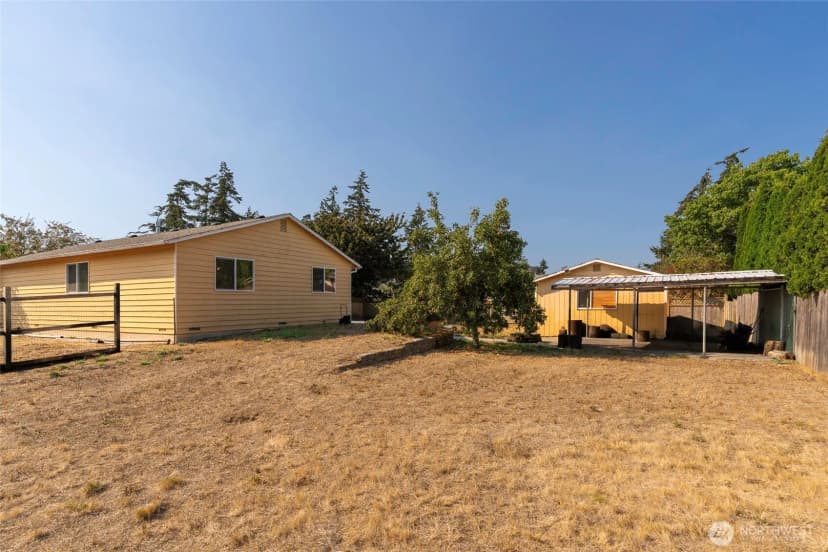 Property photo for 988 Ridgeway Drive, Oak Harbor photo 30