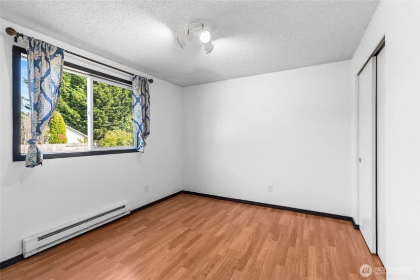 Property photo for 988 Ridgeway Drive, Oak Harbor photo 22