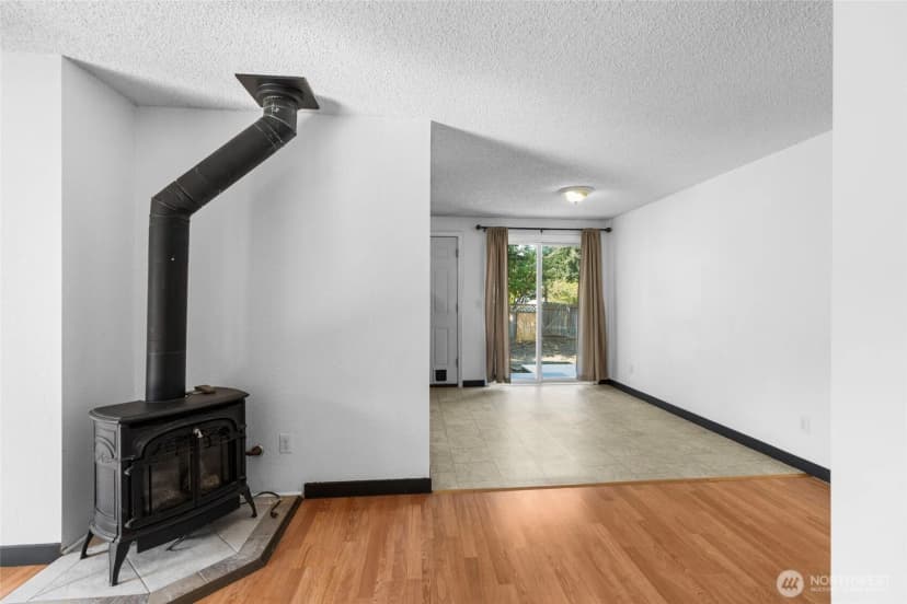 Property photo for 988 Ridgeway Drive, Oak Harbor photo 6