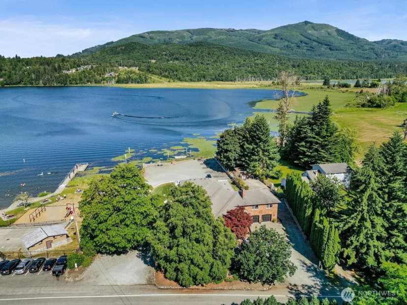 Property photo for 12951 S Front Street, Mount Vernon