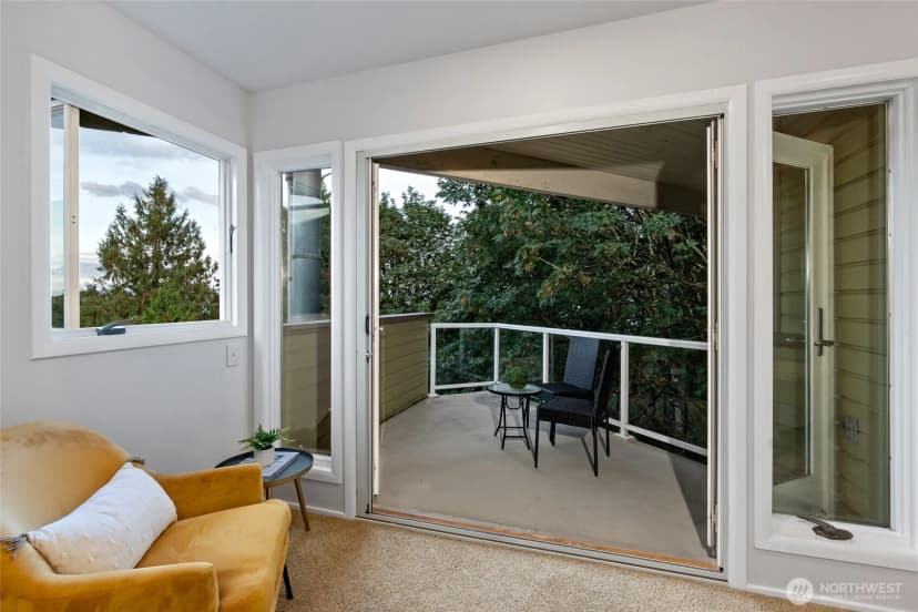 Property photo for 218 31st Ave S, Seattle photo 22