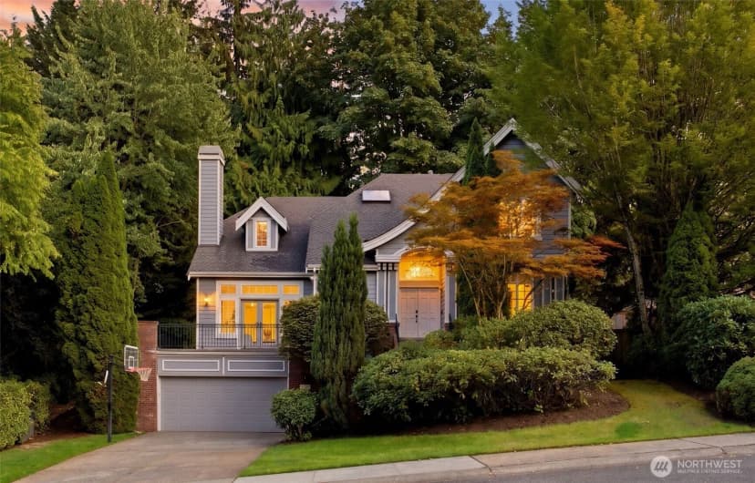 Property photo for 17033 Ne 108th Way, Redmond