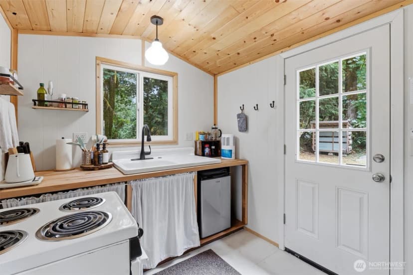 Property photo for 53011 Sky Loop Road, Gold Bar photo 8