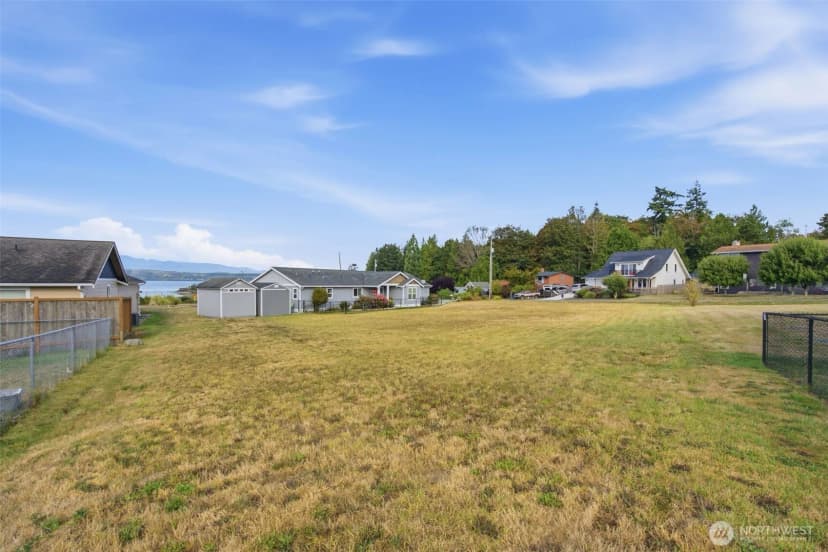 Property photo for 5067 Ne Canal Lane, Hansville photo 7
