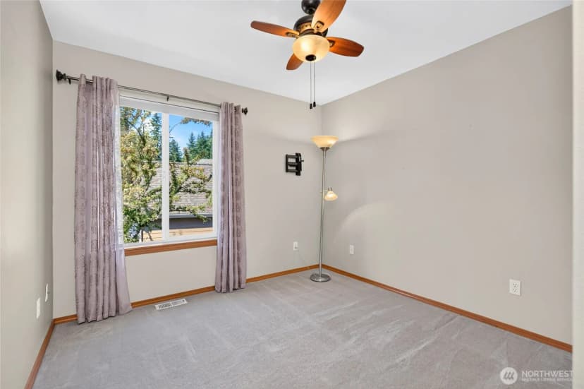 Property photo for 1223 199th Street Sw, Lynnwood photo 29