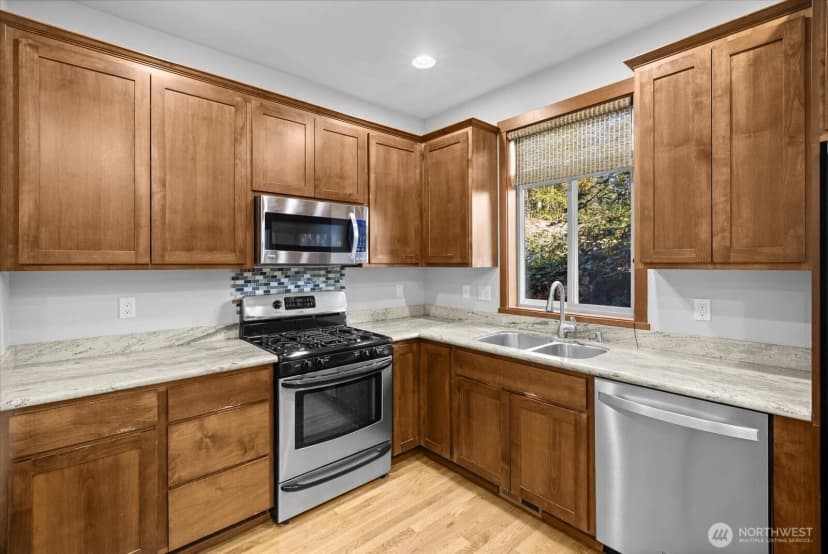 Property photo for 3615 Serene Way, Lynnwood photo 10