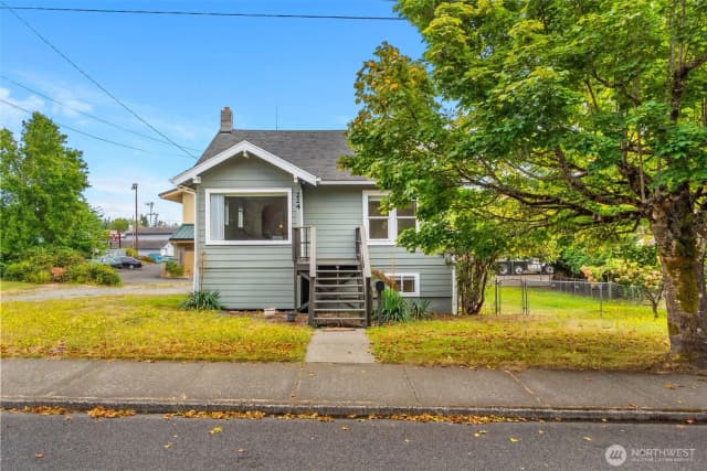 Property photo for 224 N 3rd Street, Montesano photo 3