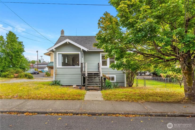 Property photo for 224 N 3rd Street, Montesano photo 3