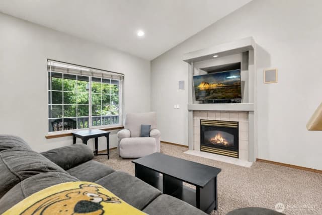 Property photo for 20217 86th Avenue Ct E, Spanaway photo 4
