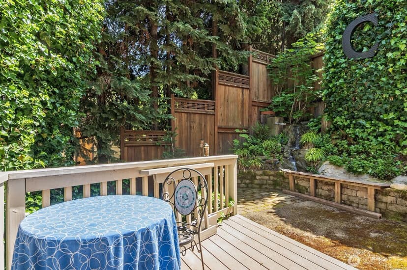 Property photo for 9620 Rainier Avenue S, Seattle photo 32