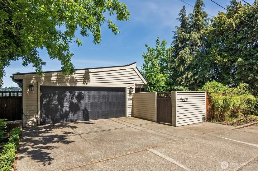 Property photo for 9620 Rainier Avenue S, Seattle photo 28