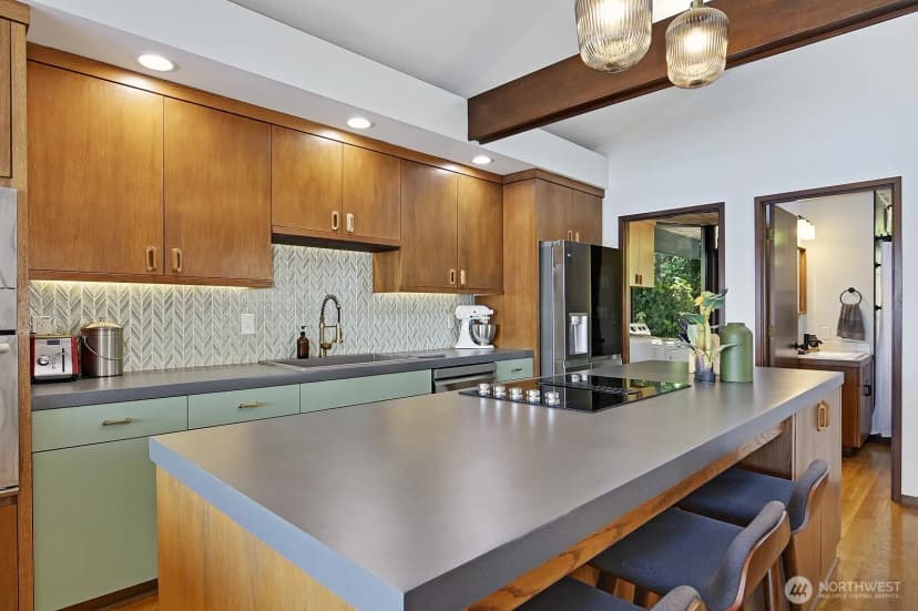 Property photo for 9620 Rainier Avenue S, Seattle photo 11