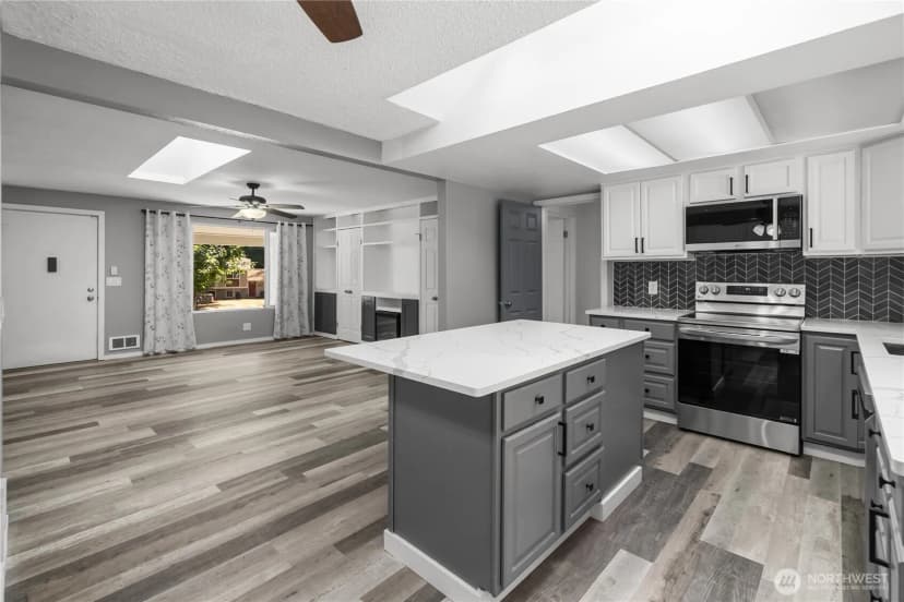 Property photo for 19109 57th Street E, Lake Tapps photo 9