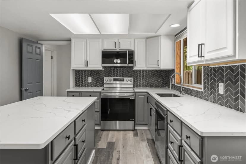 Property photo for 19109 57th Street E, Lake Tapps photo 10