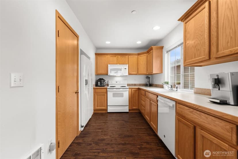 Property photo for 1985 Braget Street, Dupont photo 7