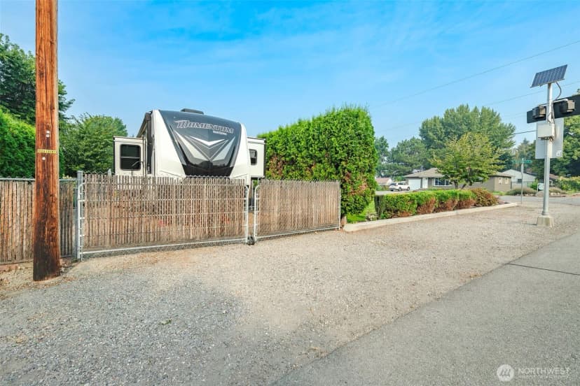 Property photo for 1388 Tedford Street Se, East Wenatchee photo 10