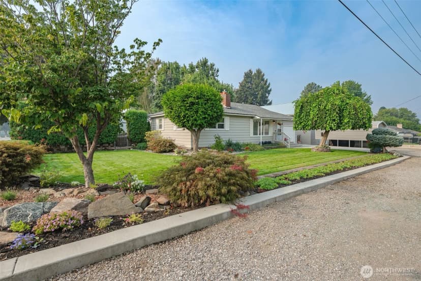 Property photo for 1388 Tedford Street Se, East Wenatchee photo 7