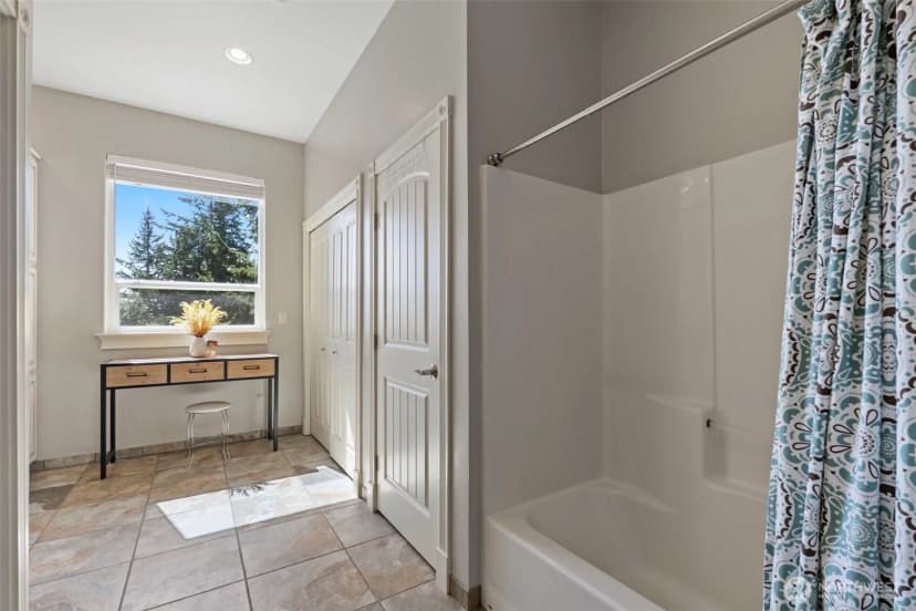 Property photo for 403 Se Crestview Drive, Chehalis photo 36