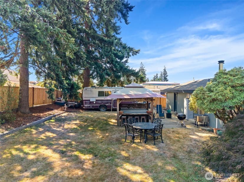Property photo for 20224 106th Avenue Se, Kent photo 28