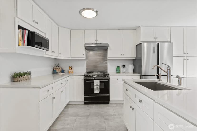 Property photo for 20224 106th Avenue Se, Kent photo 5