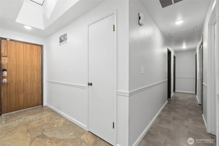 Property photo for 20224 106th Avenue Se, Kent photo 23