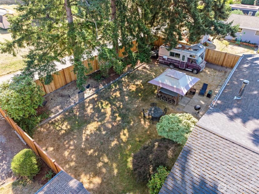 Property photo for 20224 106th Avenue Se, Kent photo 29