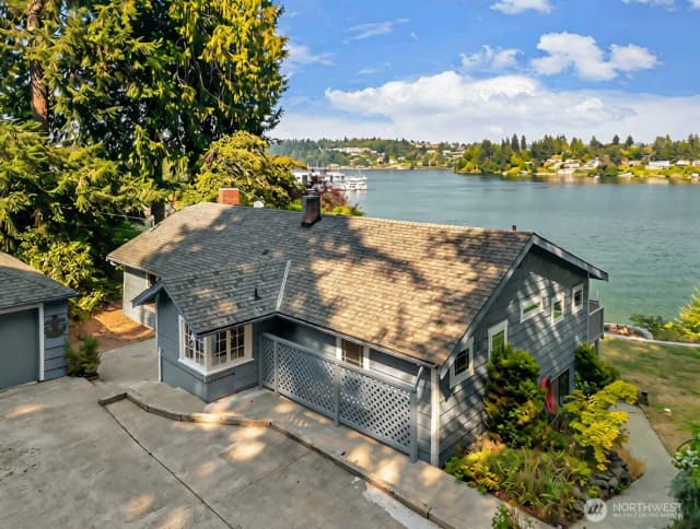 Property photo for 2448 Rocky Point Road Nw, Bremerton photo 3